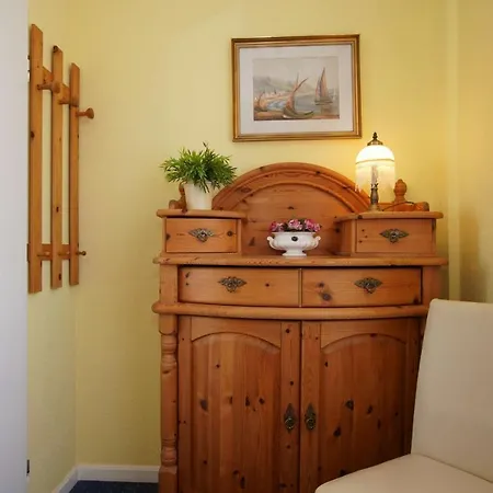 Appartamento Ferienhaus Heidi Ferienwohnung Seestern Borkum